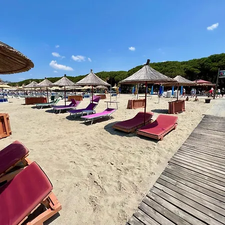 U Slavíků * Golem (Tirana)