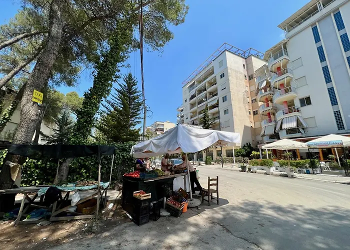 U Slavíků Golem (Tirana)